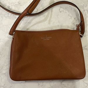 Kate Spade Leila Triple Gusset Crossbody purse